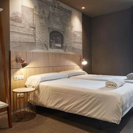 Hotel Landaben Pamplona Ngoại thất bức ảnh
