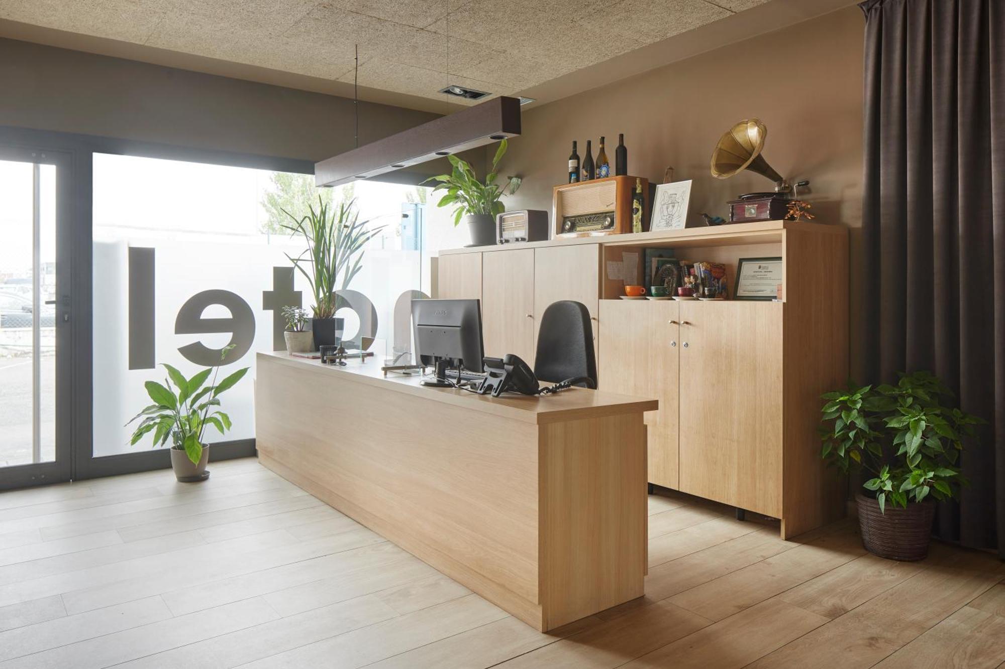 Hotel Landaben Pamplona Ngoại thất bức ảnh