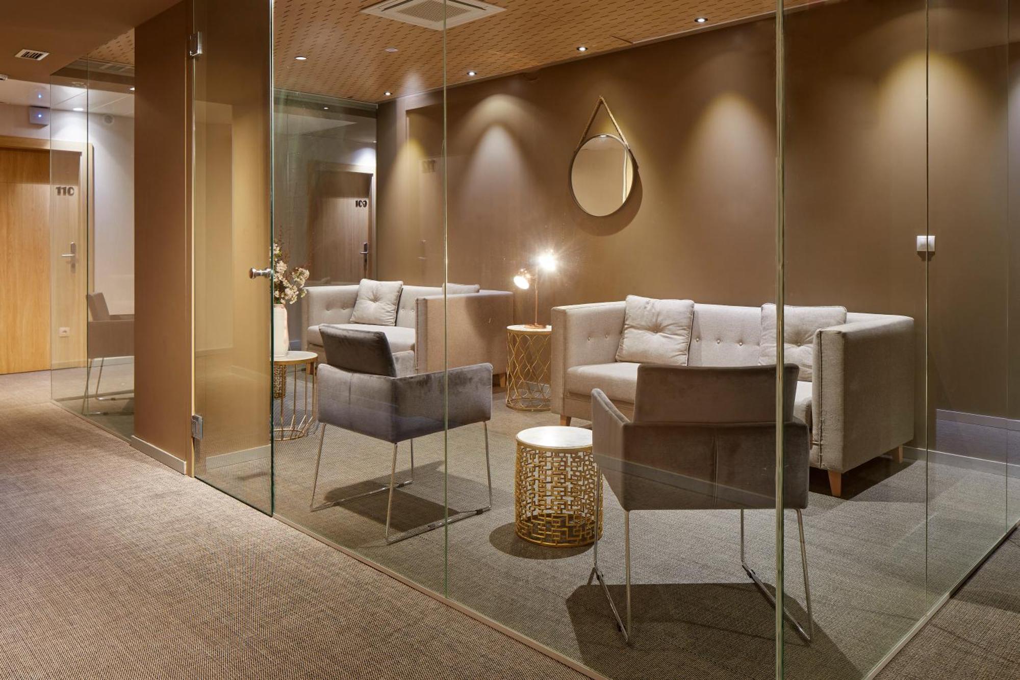 Hotel Landaben Pamplona Ngoại thất bức ảnh