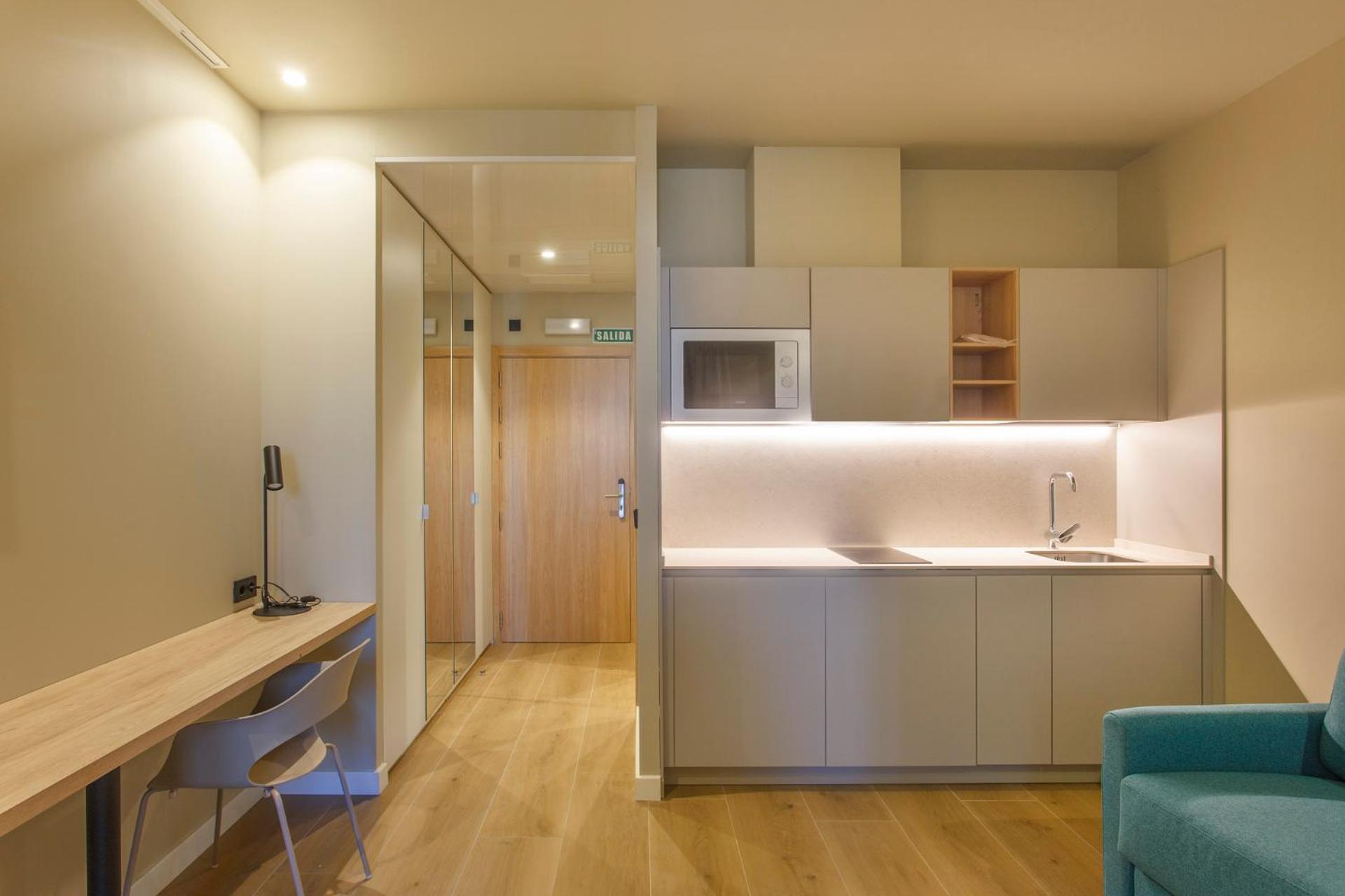 Hotel Landaben Pamplona Ngoại thất bức ảnh